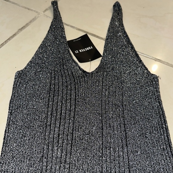 Forever 21 top Sz. M‎ - Picture 2 of 3